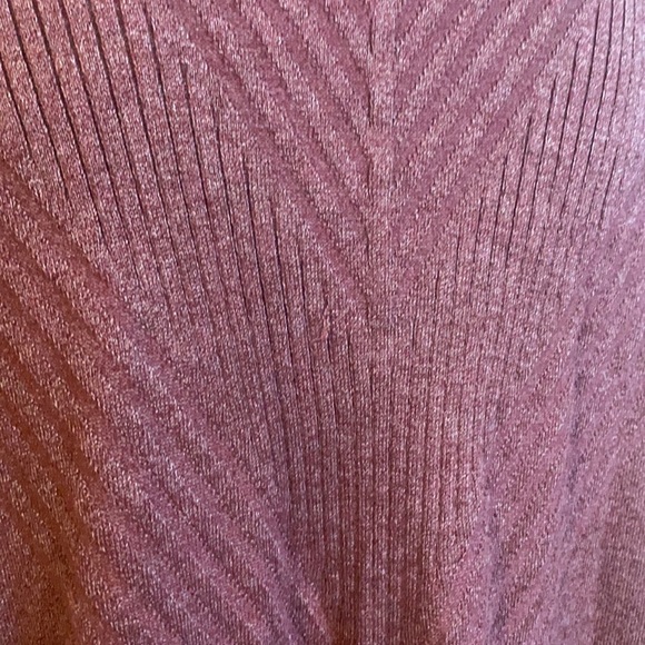 Open Front Sleeveless Tunic Sweater - Picture 5 of 7